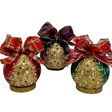 Load image into Gallery viewer, 4” CHRISTMAS TREE