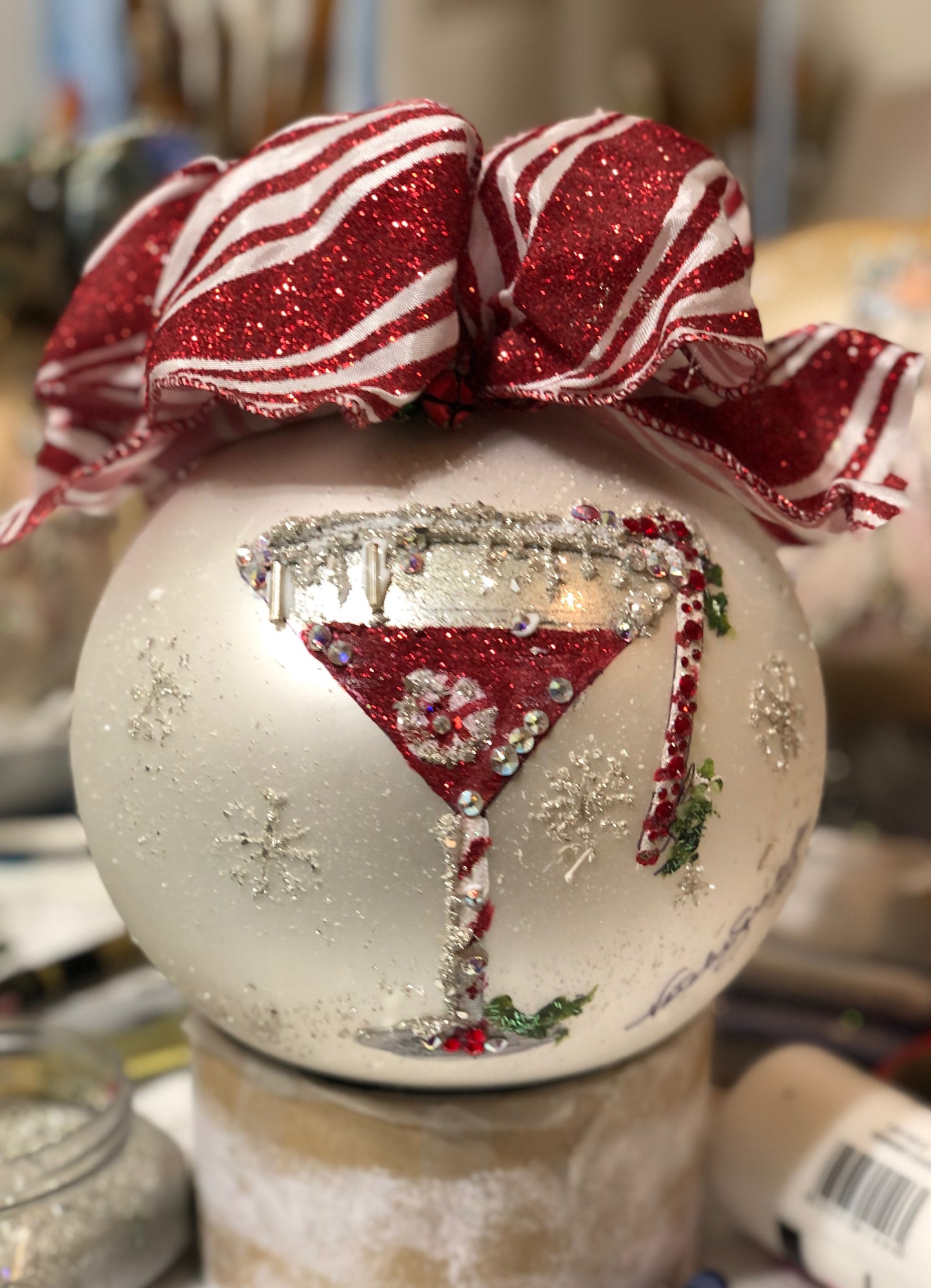 6" PEPPERMINT MARTINI