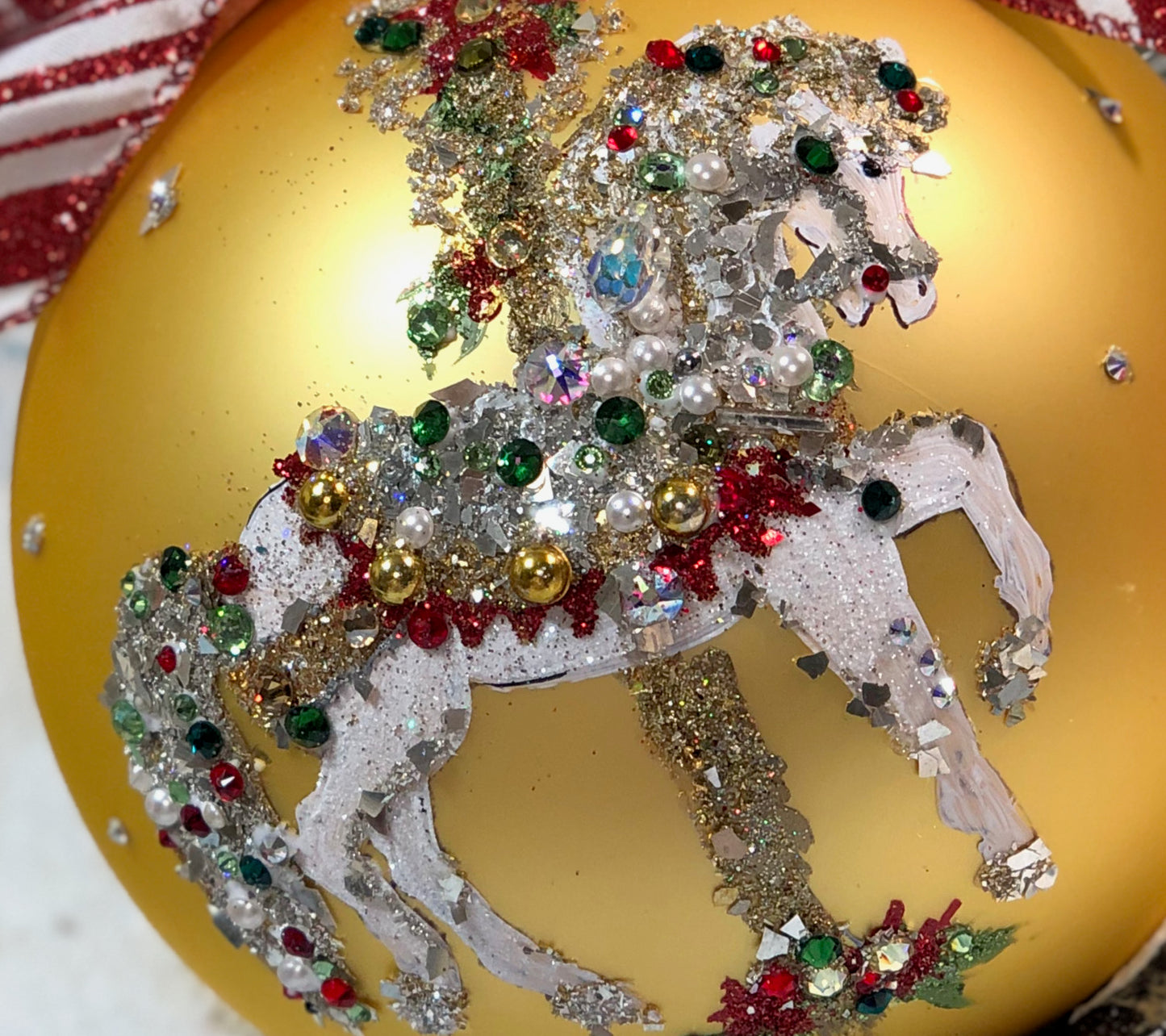 6" PEPPERMINT PONY CAROUSEL