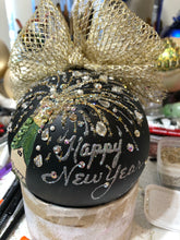 Load image into Gallery viewer, 6" CHAMPAGNE CELEBRATION