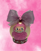 Load image into Gallery viewer, 4&quot; SARABUBU ORNAMENT