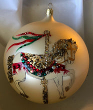Load image into Gallery viewer, 6&quot; CHRISTMAS CAROUSEL