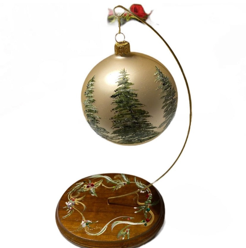 HANGING ORNAMENT STAND